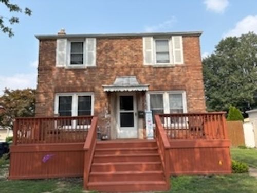 9148 S Troy Ave, Evergreen Park, IL, 60805-1628 | Card Image