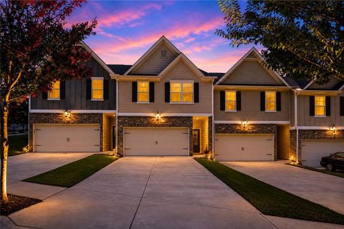 3642 Abbey Way, Gainesville, GA, 30507-5047 | Card Image