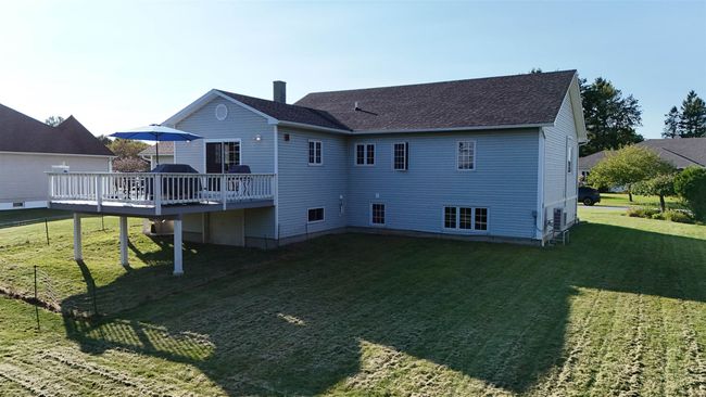 371 Memphremagog Vw, House other with 4 bedrooms, 3 bathrooms and null parking in Newport VT | Image 6