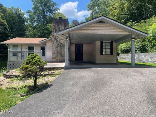 3308 Mr Marshall Dr, Pigeon Forge, TN, 37863-3738 | Card Image