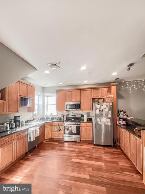 apt-2r-738 S 11th St, PHILADELPHIA, PA, 19147-2651 | Card Image