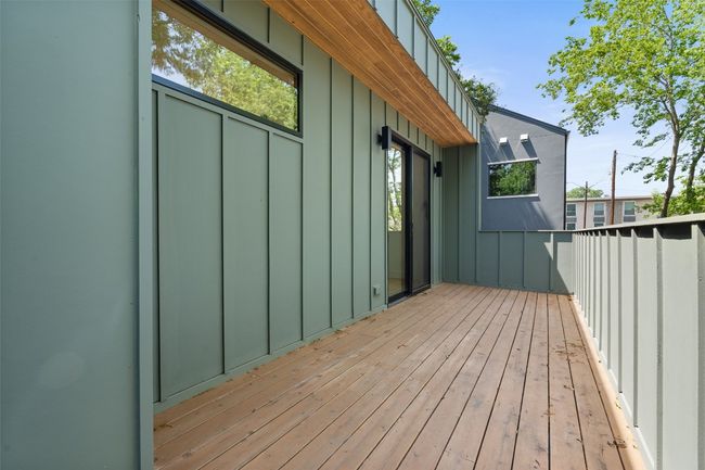 B - 2107 Maple Ave, House other with 2 bedrooms, 2 bathrooms and 1 parking in Austin TX | Image 20