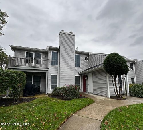 373 Yorkshire Pl, Morganville, NJ, 07751-1749 | Card Image