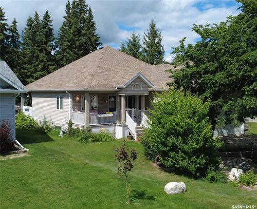 5001 Central Ave, Waldheim, SK, S0K4S4 | Card Image