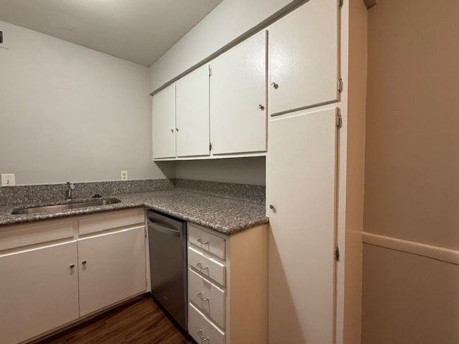 APT-204 - 5004 Live Oak St, Condo with 1 bedrooms, 1 bathrooms and null parking in Dallas TX | Image 4