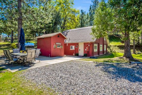 56250 Manzanita Lake Dr, North Fork, CA, 93643-9798 | Card Image