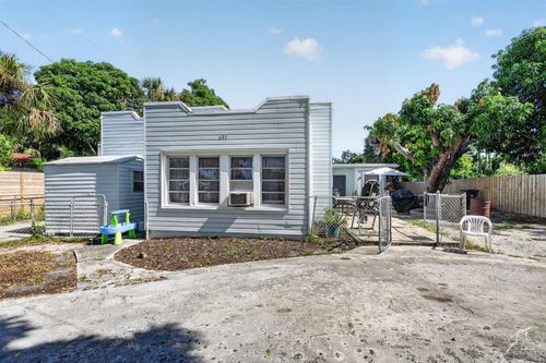 633 Franklin Rd, West Palm Beach, FL, 33405-4205 | Card Image