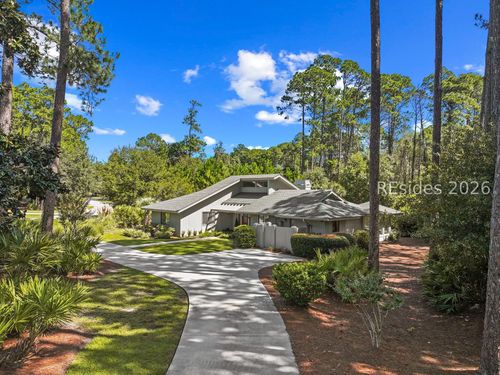 10 Big Woods Dr, Hilton Head Island, SC, 29926-2665 | Card Image