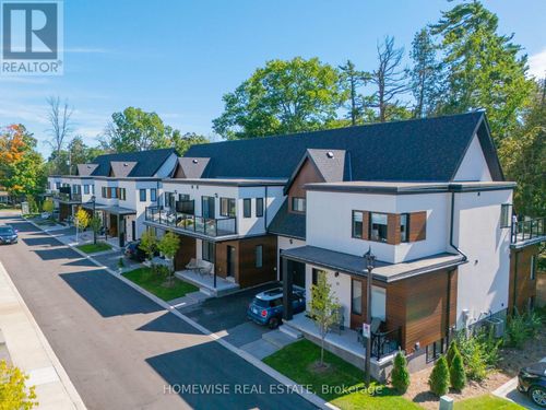 33 Ruby Crescent, Orillia, ON, L3V8M3 | Card Image