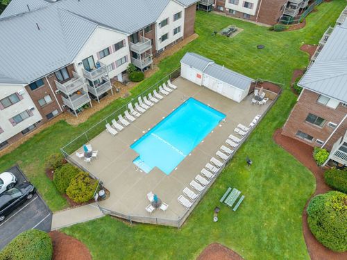 29-31 Andrew St, Manchester, NH, 03104-2407 | Card Image