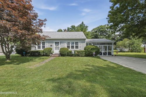 16 Patricia Ave, Pittsfield, MA, 01201-1813 | Card Image