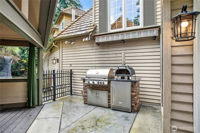 8150 Evergreen Ln, House other with 5 bedrooms, 4 bathrooms and 3 parking in Mercer Island WA | Image 32