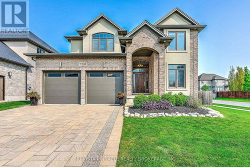 738 Hickoryridge Common, London, ON, N6G0M9 | Card Image