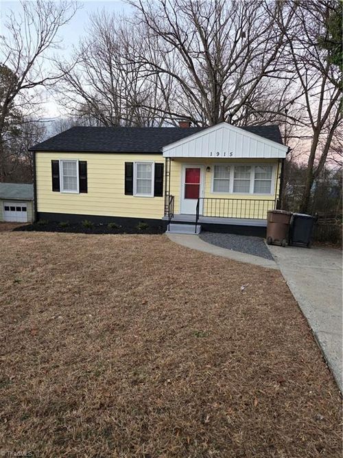 1915 Woodside Dr, Greensboro, NC, 27405-6845 | Card Image