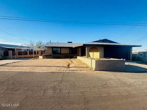 31632 Treasure Rd, Parker, AZ, 85344-7586 | Card Image