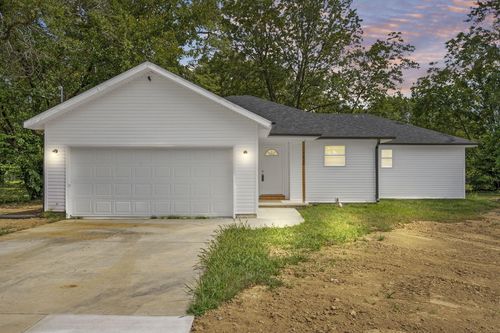 1820 N Marlan Ave, Springfield, MO, 65803-5119 | Card Image