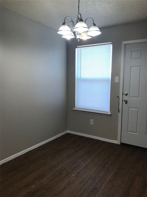 1409 Courtney Pl, Cleburne, TX, 76033-7827 | Card Image