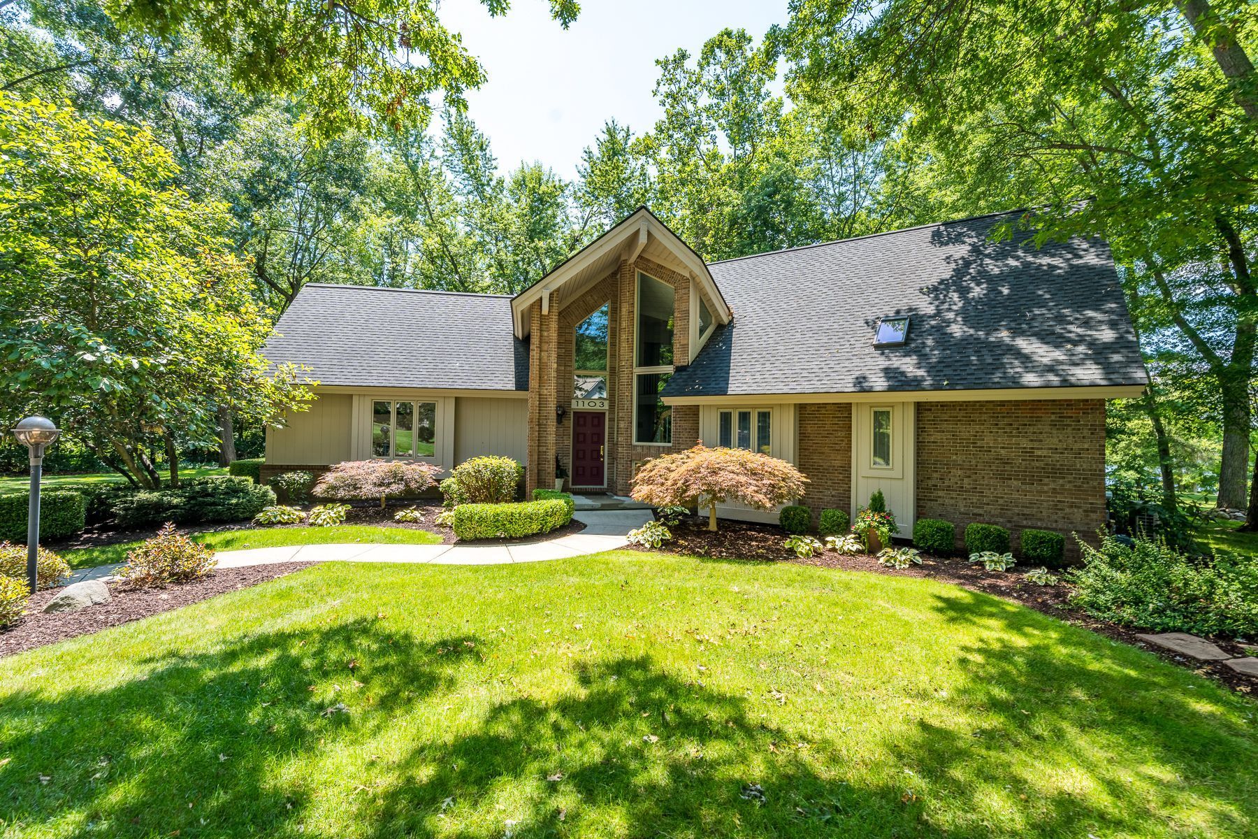 Eastwood Shore Dr, Howell, MI 48843