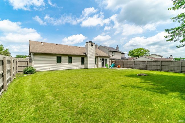 1303 Oak Bay Run, House other with 3 bedrooms, 2 bathrooms and null parking in Fort Wayne IN | Image 18