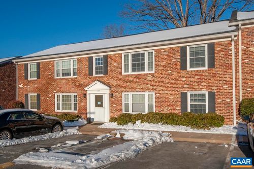 apt-3-137 Hessian Hills Cir, CHARLOTTESVILLE, VA, 22901-2535 | Card Image