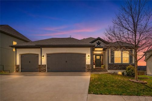 509 Sycamore Rd, Greenwood, MO, 64034-8939 | Card Image