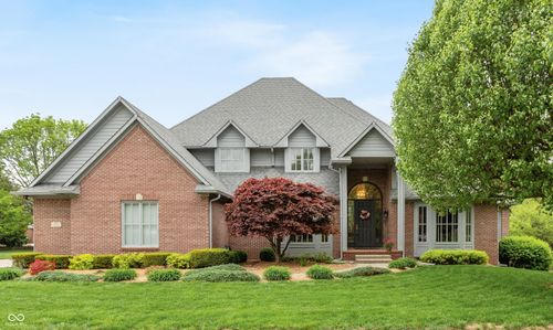 6010 Fawnwood Dr, Greenwood, IN, 46143-9142 | Card Image
