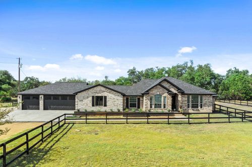 213 Beauchamp Rd, Dripping Springs, TX, 78620-4673 | Card Image