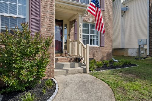 1125 Dawnwood Dr, Old Hickory, TN, 37138-4226 | Card Image