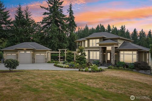 21201 Sweeney Rd Se, Maple Valley, WA, 98038-6441 | Card Image