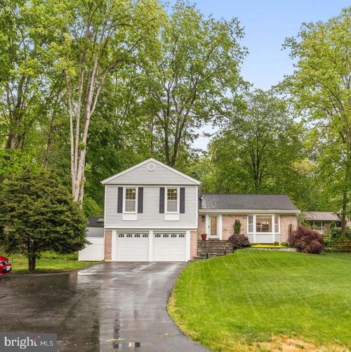 1901 Buckthorn Ln, RESTON, VA, 20191-5201 | Card Image
