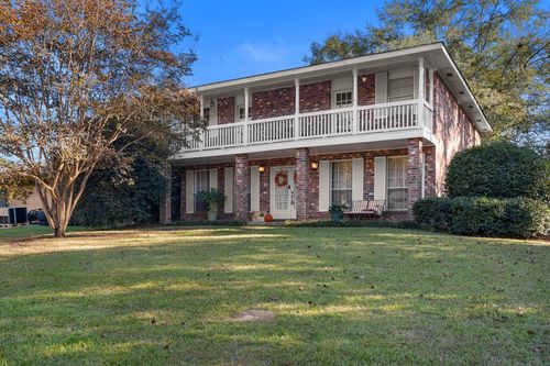 1210 Highland Dr, Picayune, MS, 39466-2106 | Card Image