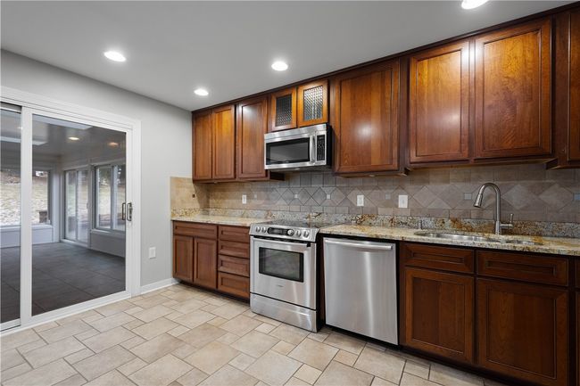 2671 Thorntree Dr, House other with 4 bedrooms, 3 bathrooms and 2 parking in Upper St. Clair PA | Image 11