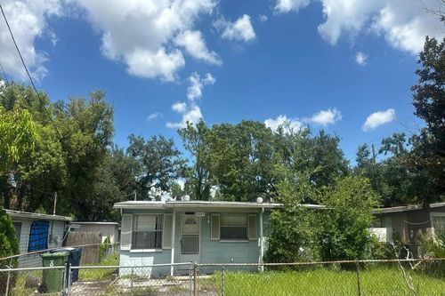 8503 N Taliaferro Ave, TAMPA, FL, 33604-1644 | Card Image