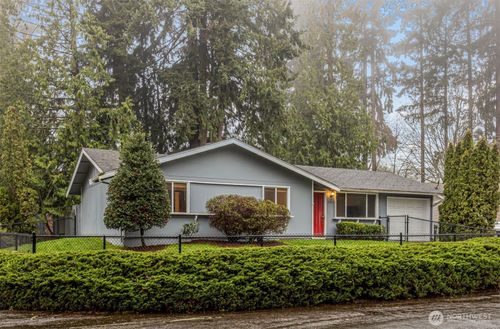 2322 Bryce Canyon Ct, Puyallup, WA, 98374-1316 | Card Image