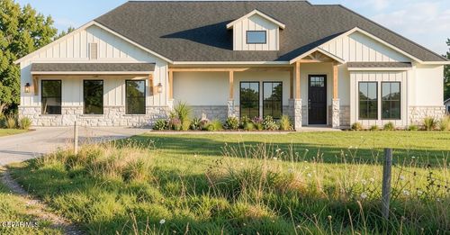 700 Rosa Blanca Dr, Socorro, TX, 79927-2705 | Card Image