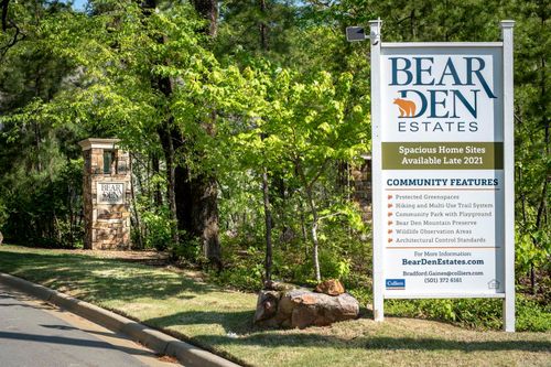 1 Bear Valley Cir, Little Rock, AR, 72223-3012 | Card Image