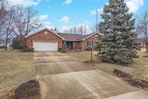 19710 Nottingham Dr, Downs, IL, 61736-9371 | Card Image