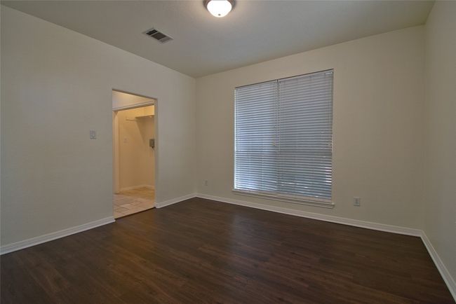2423 Falcon Dr, House other with 3 bedrooms, 3 bathrooms and 4 parking in Round Rock TX | Image 5