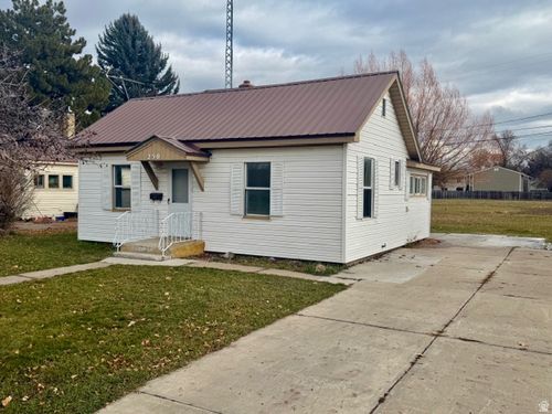 250 N 1st E, Preston, ID, 83263-1104 | Card Image