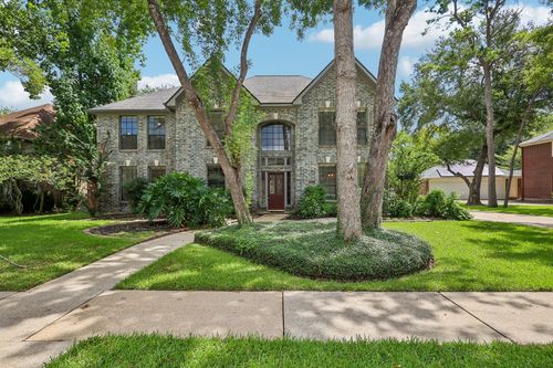907 Remington Court, Friendswood, TX, 77546 | Card Image