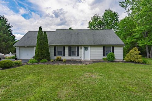 6671 Walnut Ln, Coopersburg, PA, 18036-1111 | Card Image