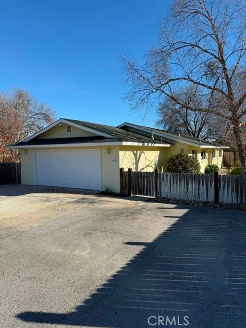 8830 Old Santa Rosa Rd, Atascadero, CA, 93422-5416 | Card Image