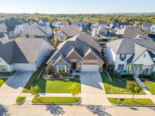 332 Parkview Dr, Aledo, TX, 76008-1158 | Card Image