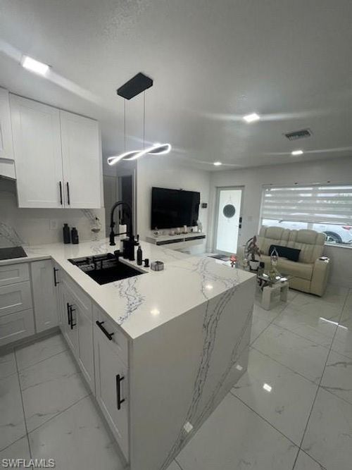 198 E Browning Dr, West Palm Beach, FL, 33406-2908 | Card Image