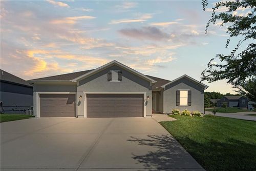 14141 S Pascal St, Olathe, KS, 66061-7619 | Card Image