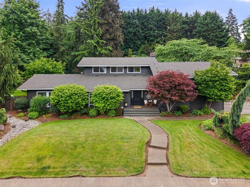 32 Cascade Ky, Bellevue, WA, 98006-1002 | Card Image