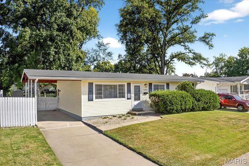 1380 Thrush Ln, Florissant, MO, 63031-3659 | Card Image