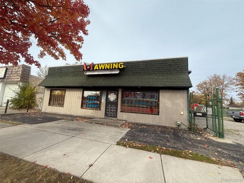 27618 Warren Rd, Westland, MI, 48185-2655 | Card Image