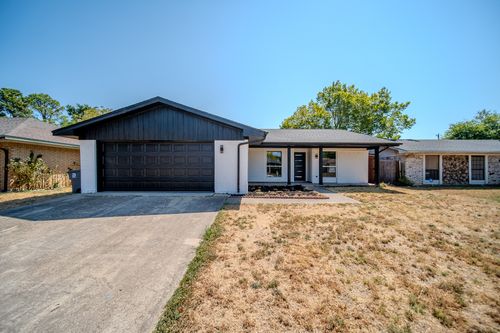 238 Prairie Vista Dr, Dallas, TX, 75217-7211 | Card Image