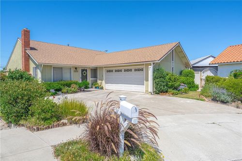 13052 Laramore Ln, Garden Grove, CA, 92843-2212 | Card Image